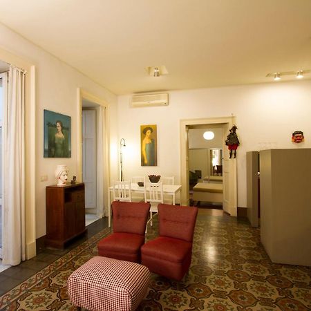Tre Vie Apartment Con Terrazzo Giardino Pensile Catania Exterior photo